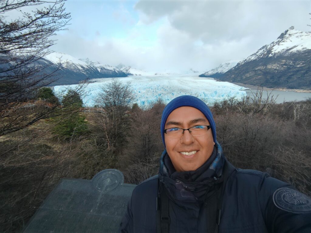 Wilfredo Z. travelling in South America – Perito Moreno Glacier, Argentine Patagonia