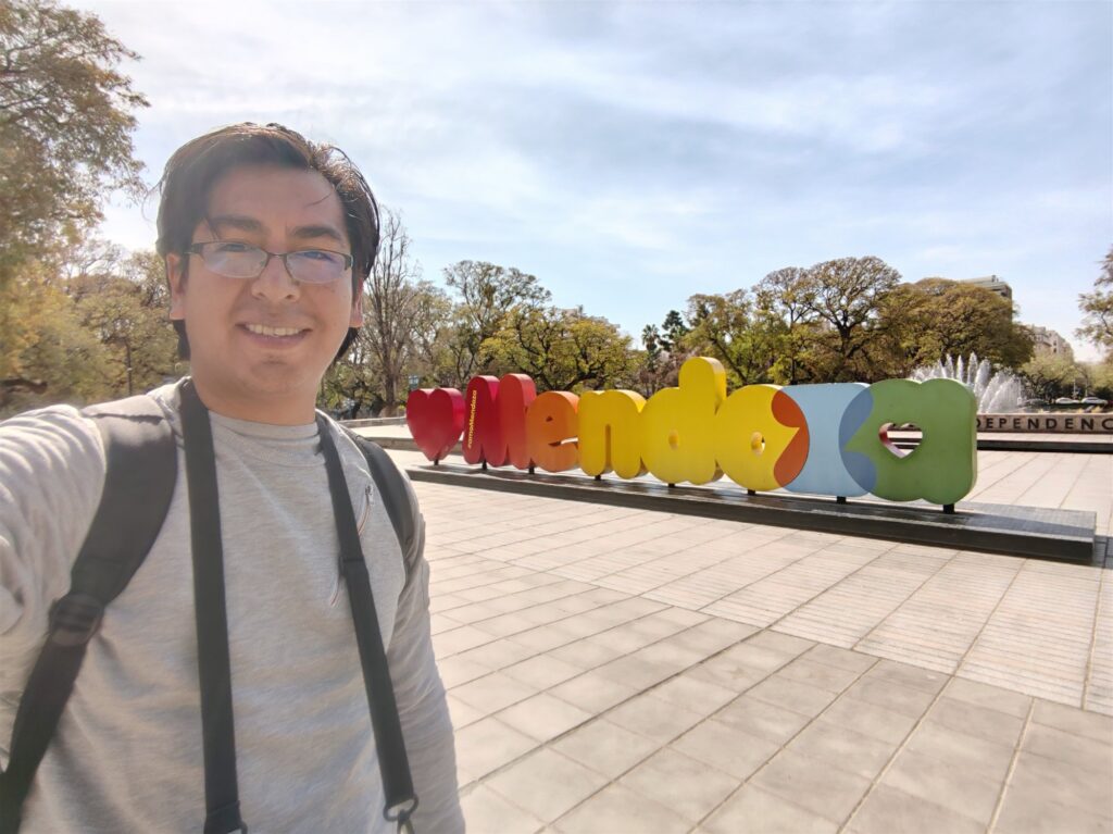 Wilfredo Z. travelling in South America – Mendoza, Argentina
