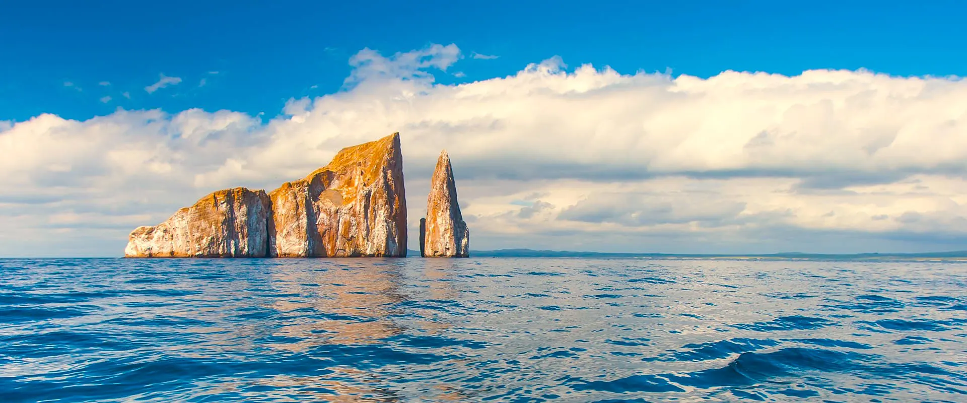 Navigable Tours to Other Galápagos Islands - Image 2