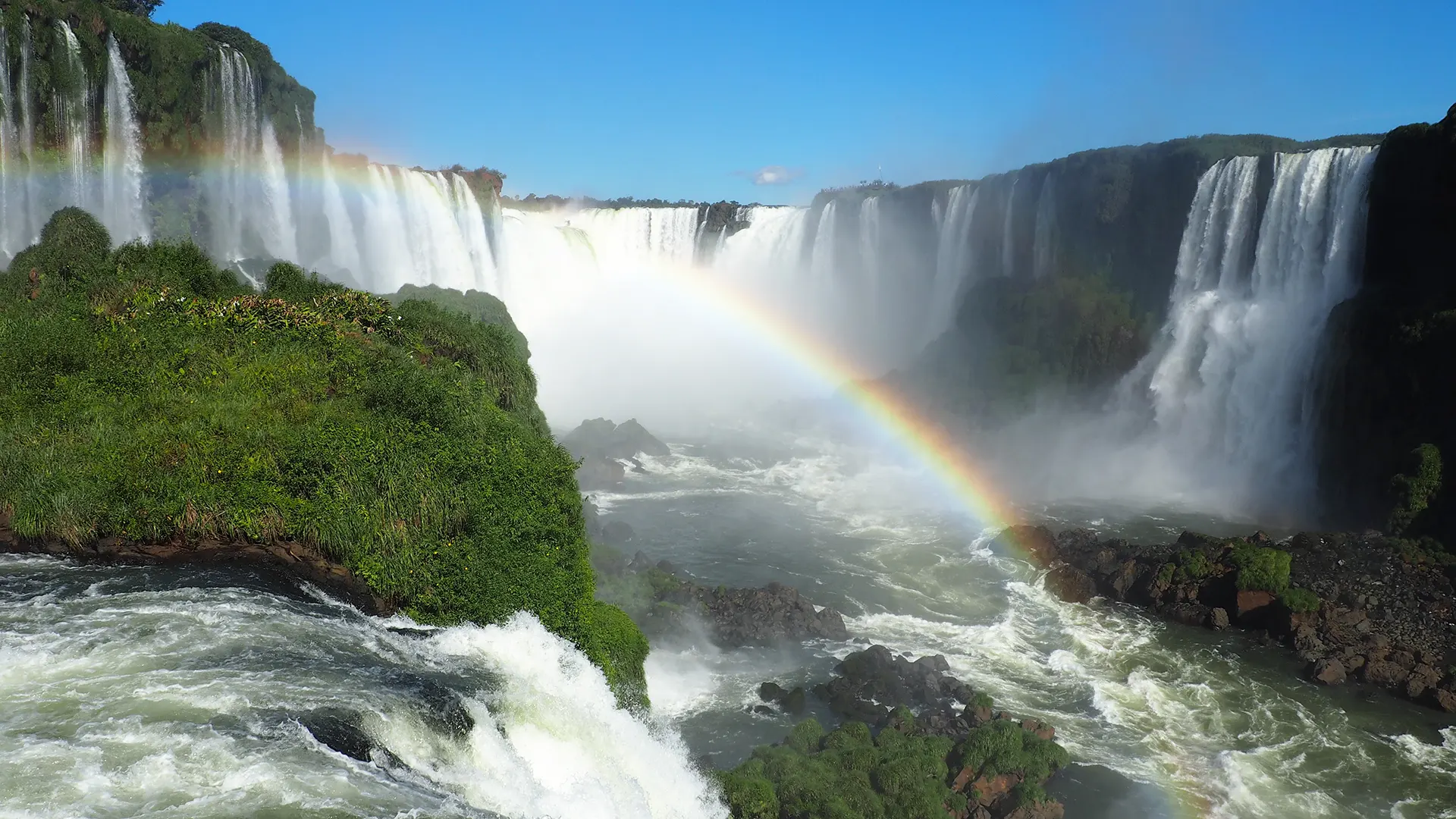 Half-Day Brazilian Falls Tour and The Rafain Show - Image 2