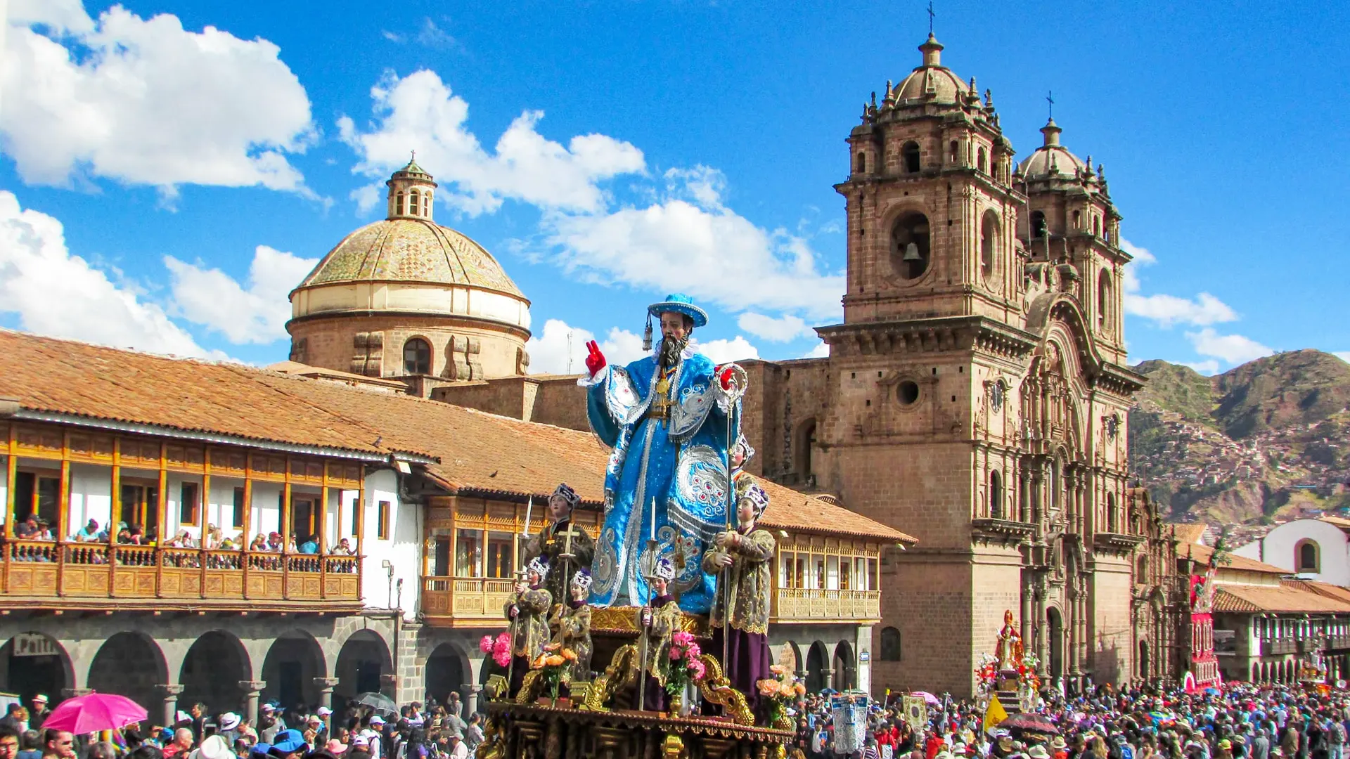 Flight from Cusco to Lima and Peruvian Gastronomy Walking Tour - Image 1