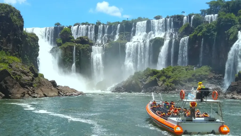 Peru, Chile, Argentina & Brazil Icons of the South (26 Days)