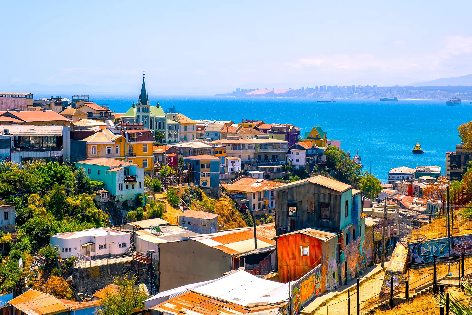 Transfer to Valparaiso & Graffiti Tour - Image 1