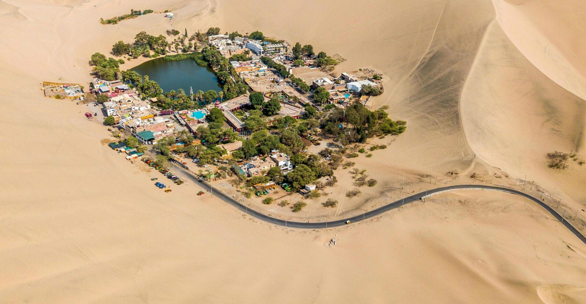 huacachina-ica-peru